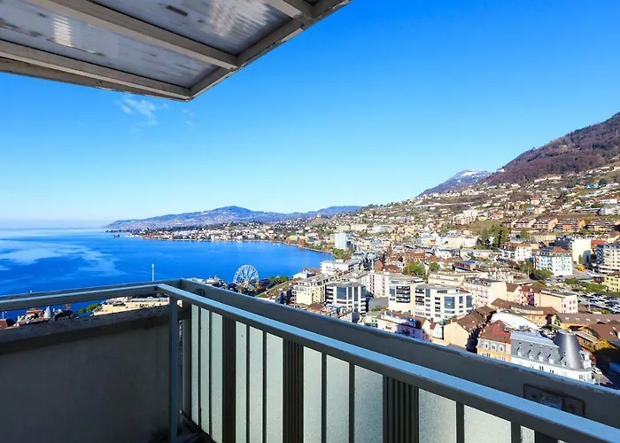 Elegant With Stunning View Montreux